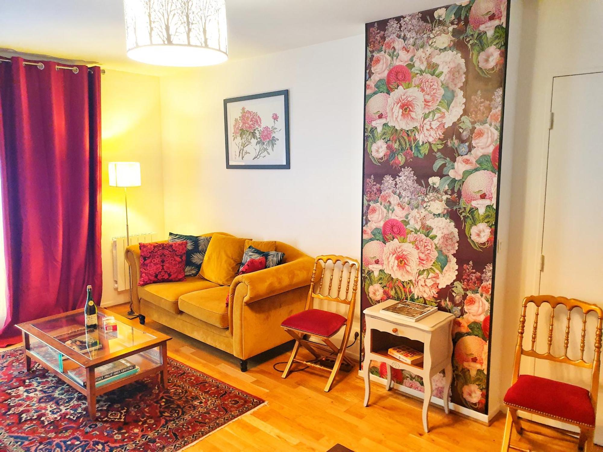 Spacieux Et Calme, Style Parisien, Toutes Commodites, Ideal Pour Un Sejour Authentique Saint-Denis  Exterior photo